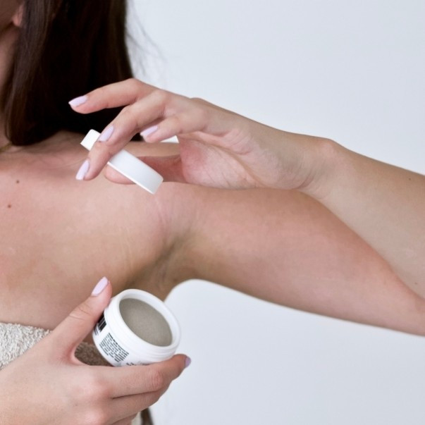 Naravni deodorant iz gline Winter